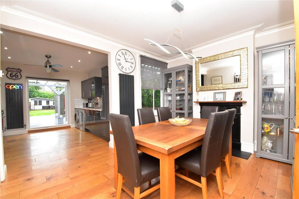 Open Plan Dining