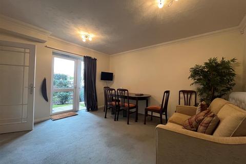 1 bedroom retirement property for sale, Broomstick Hall Road, Waltham Abbey