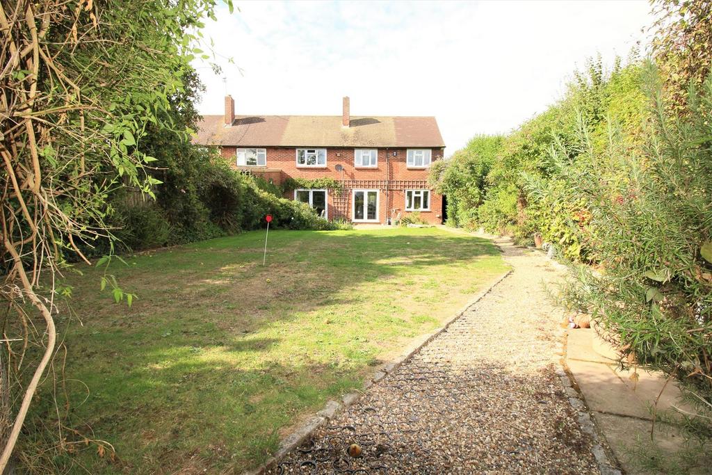 Monkswood Avenue, Waltham Abbey 4 bed semidetached house for sale £