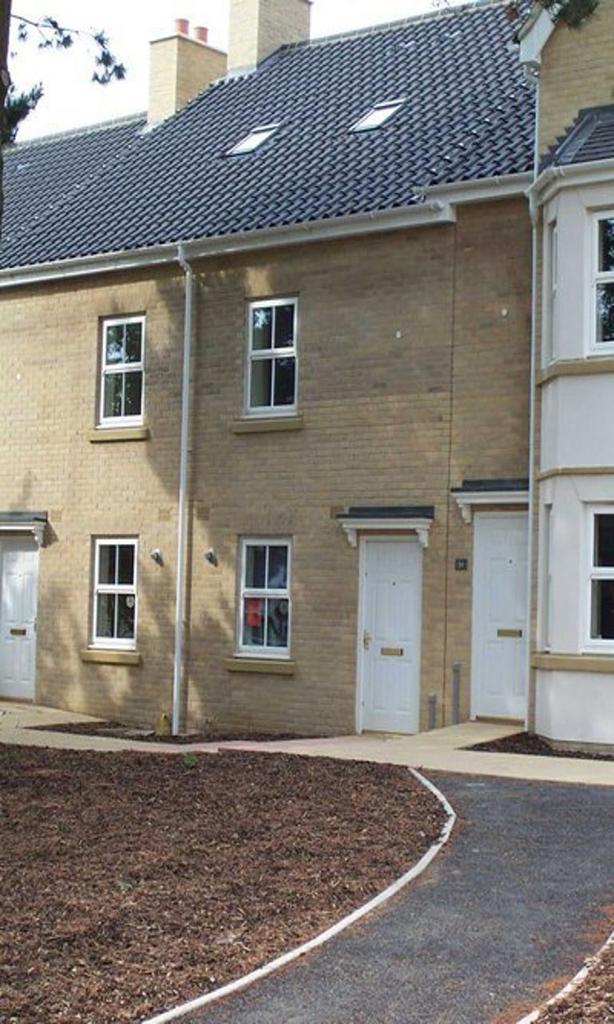 Brunswick Road, Norwich 3 bed house £1,350 pcm (£312 pw)