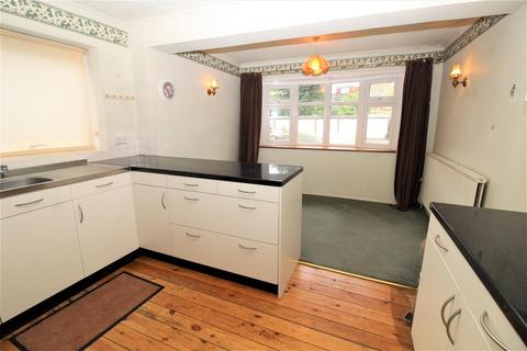 4 bedroom semi-detached house for sale - Penshurst Road, Potters Bar EN6
