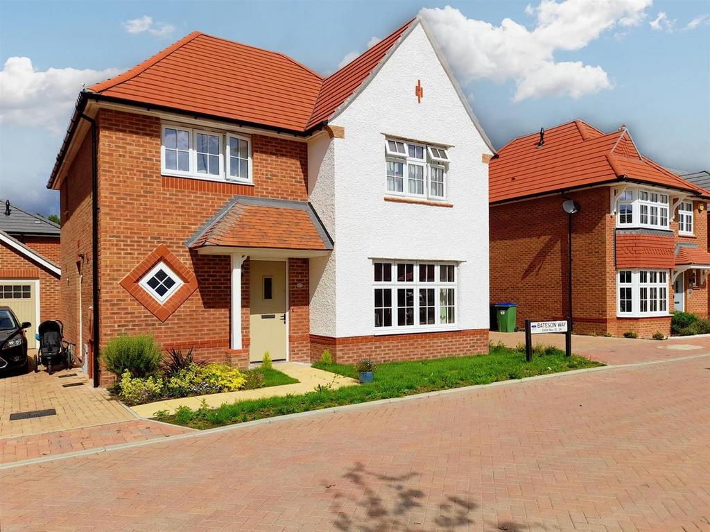 Bateson Way, Barnham 4 bed detached house for sale £550,000