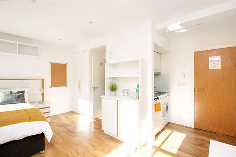 Studio to rent, Princess Beatrice House, Chelsea, London, SW10