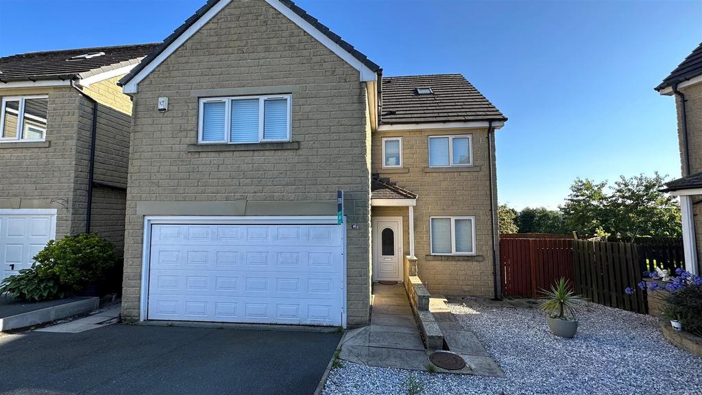Oakdale Grove, Shipley 6 bed detached house to rent £1,600 pcm (£369 pw)