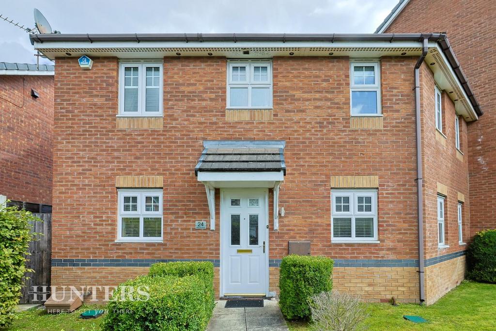 Ainsbrook Avenue, Manchester 3 bed townhouse for sale £210,000
