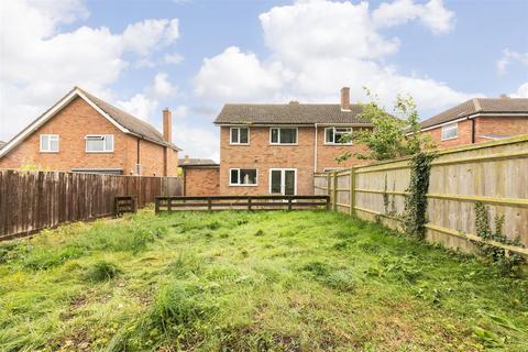 36 Blenheim Close, Didcot, OX11 7JJ
