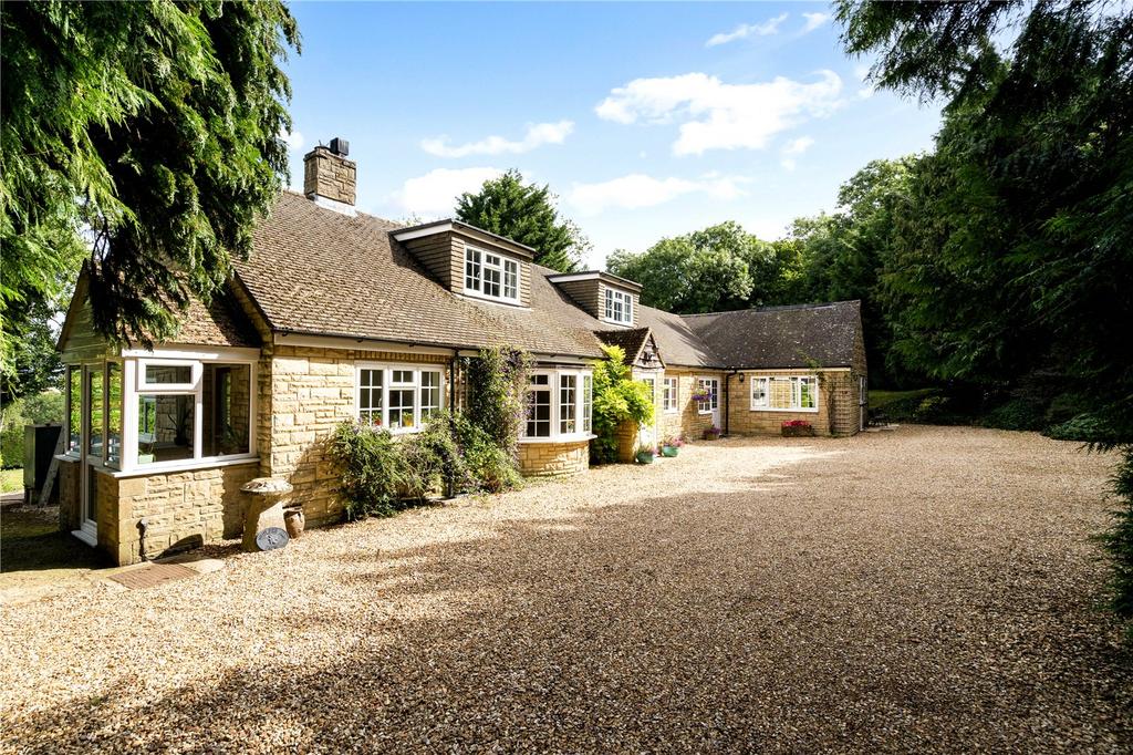 Great Rollright, Chipping Norton, Oxfordshire, OX7 5 bed detached house ...