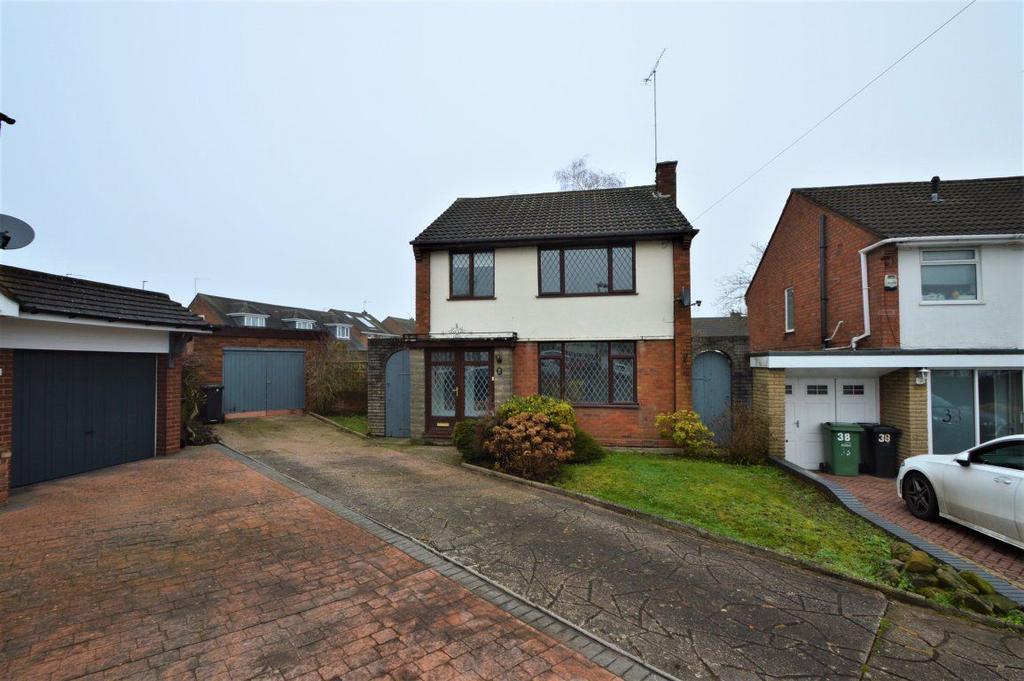 Dingle View, Sedgley 3 bed detached house £895 pcm (£207 pw)