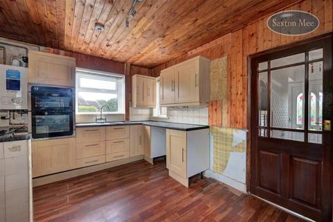 10 Dunkerley Road, Loxley, Sheffield, S6 6RB