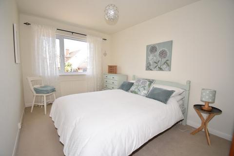 50 Tollards Road, Exeter, EX2 6JH