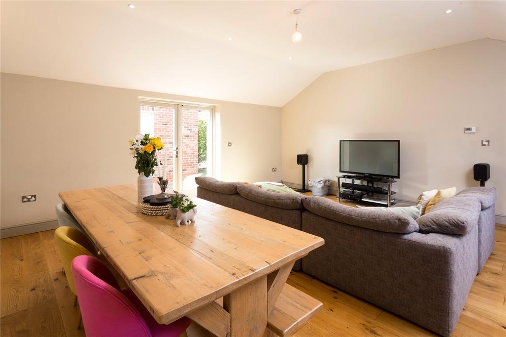 Eastfield Farm, Moor Lane, Askham Bryan, York, YO23 3 bed link detached