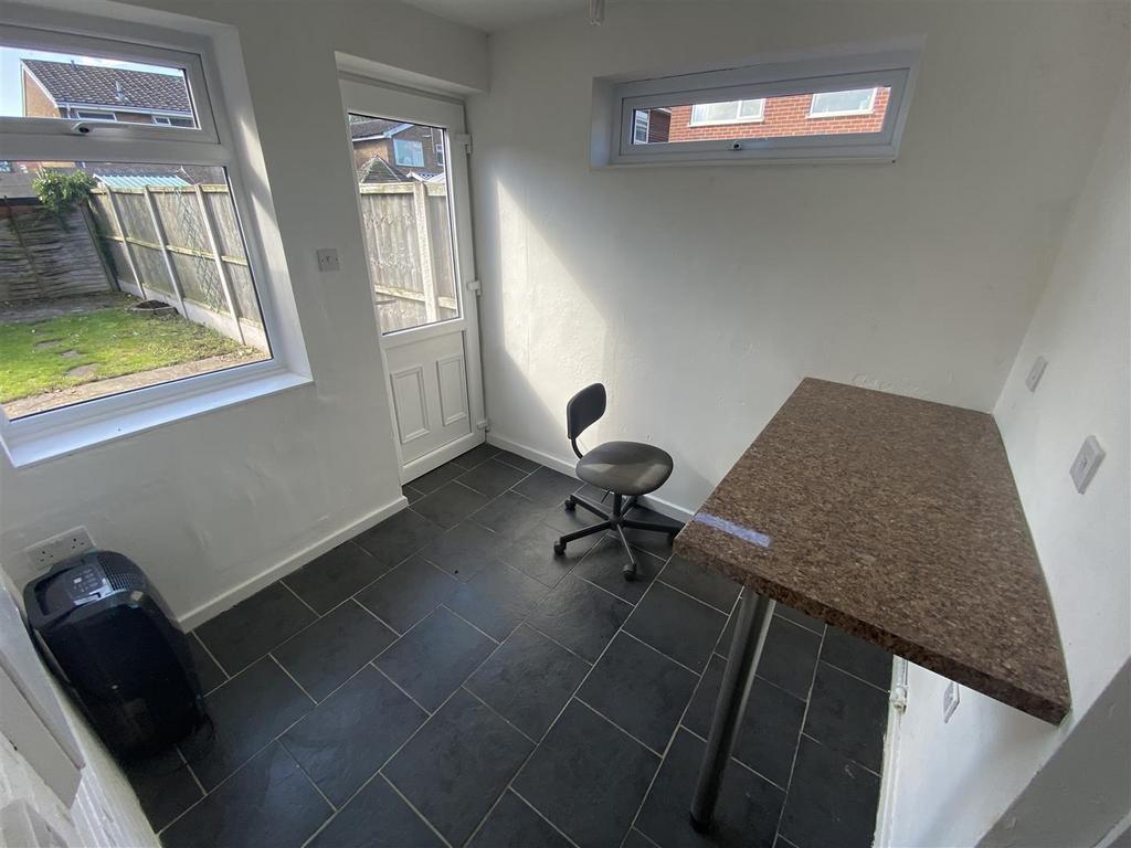 Utility Room / Study