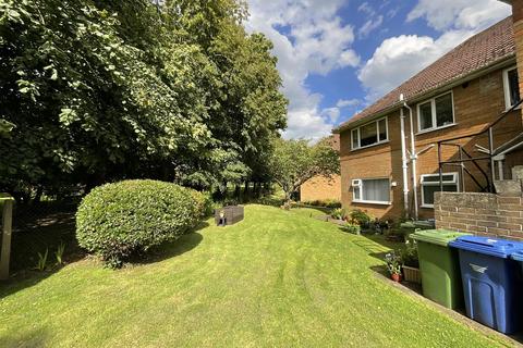 7, Stepney Lodge Stepney Close, Scarborough, YO12 5DW