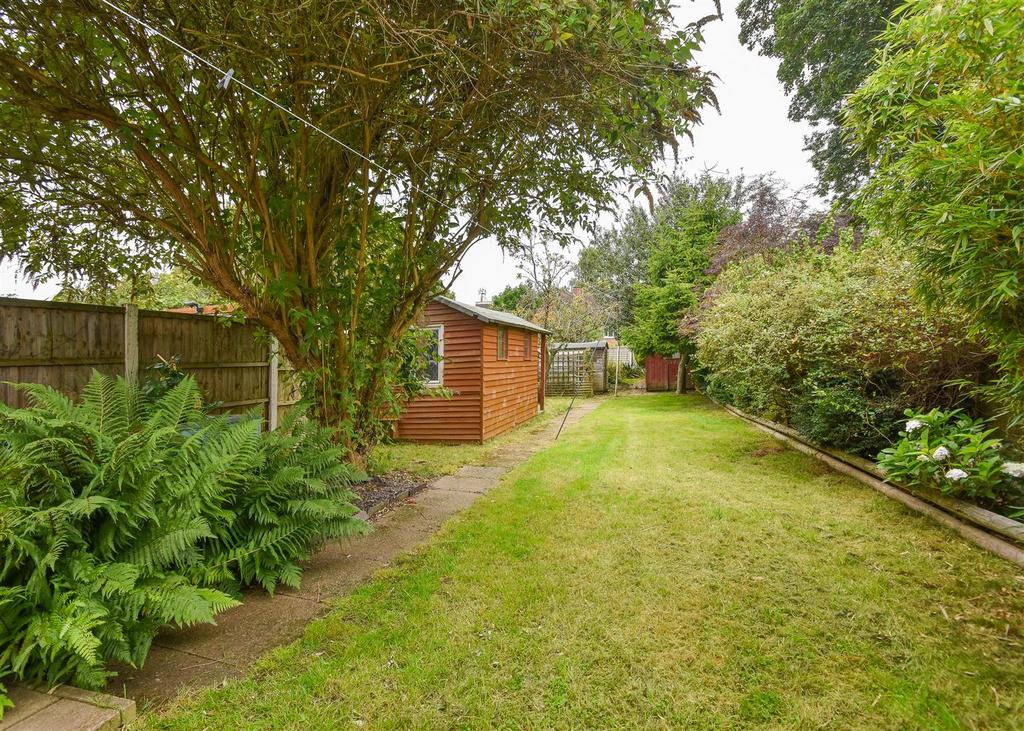 19 Southbourne Road, Wolverhampton 3 bed semidetached house for sale