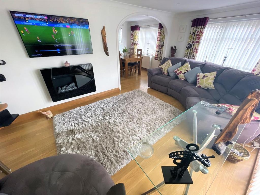 Mill Gardens, Blackpill, Swansea 1 bed park home for sale £165,000
