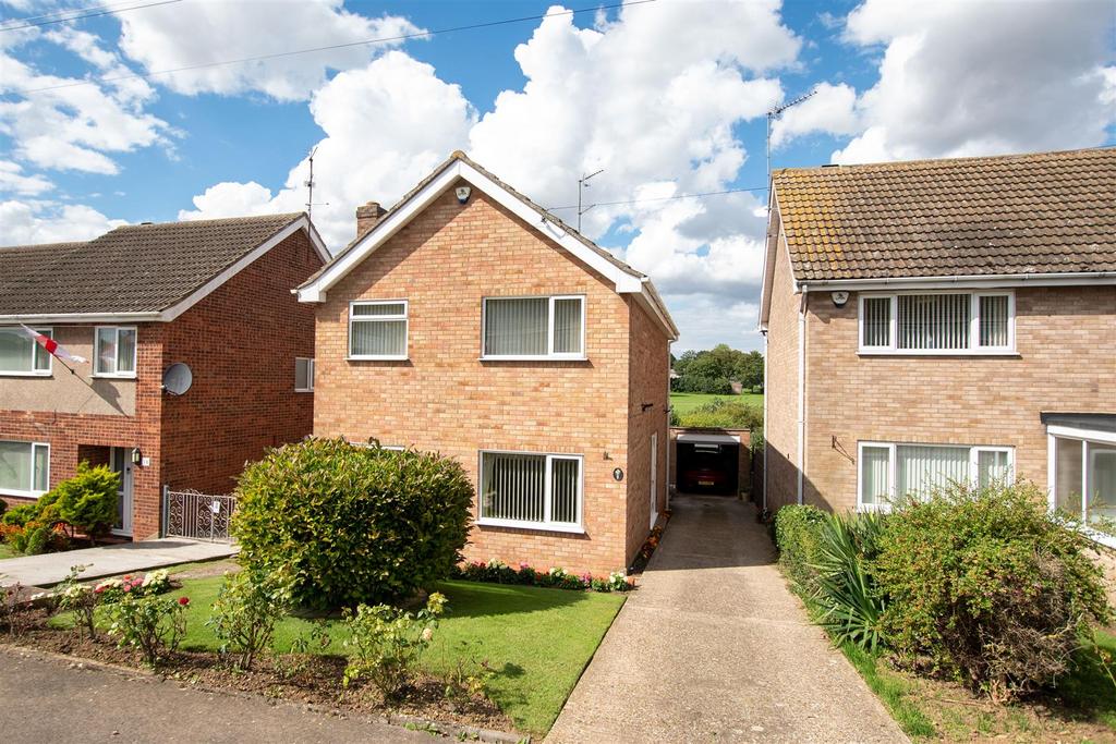 Steele Road, Wellingborough 3 bed detached house £289,995