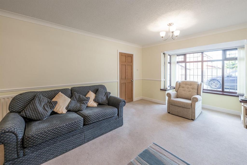 Windermere Drive, Kingswinford, DY6 8AN 4 bed detached house for sale