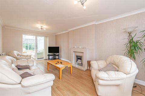 4 bedroom detached house for sale, Lincoln Close, Woolston, Warrington