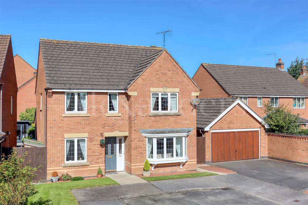 Chandlers Croft, Ibstock 4 bed detached house for sale £400,000