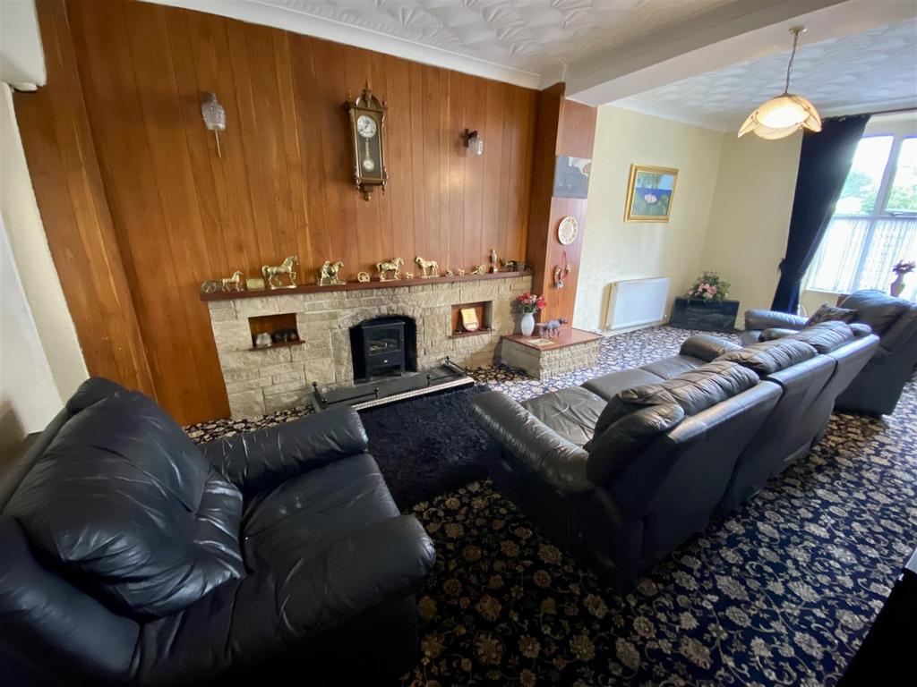 Cwmgarw Road, Upper Brynamman, Ammanford 4 bed semidetached house for