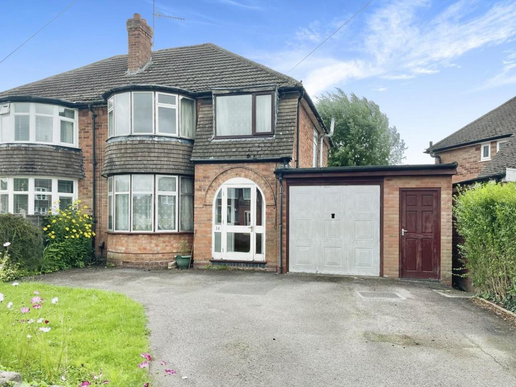 Ash Grove, StratforduponAvon 3 bed semidetached house for sale £