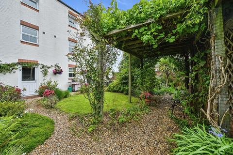 10 Blakeman Way, Lichfield, WS13 8FH