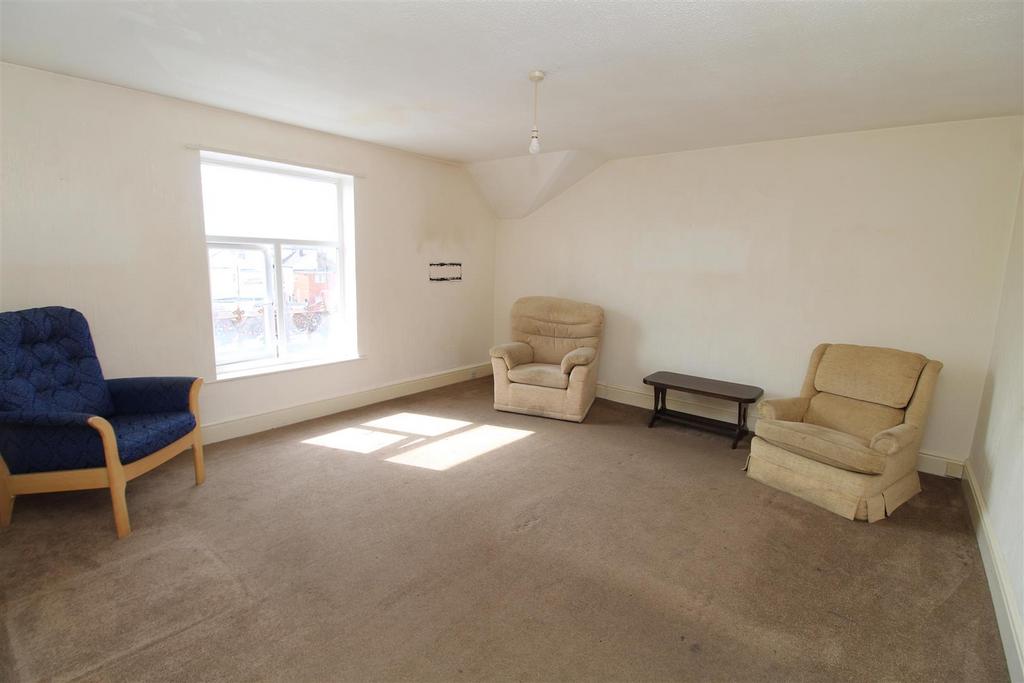 78 Station Road, Blackpool 1 bed property to rent £425 pcm (£98 pw)