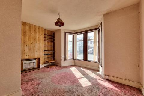 97 Castleton Road, Ilford, IG3 9QP