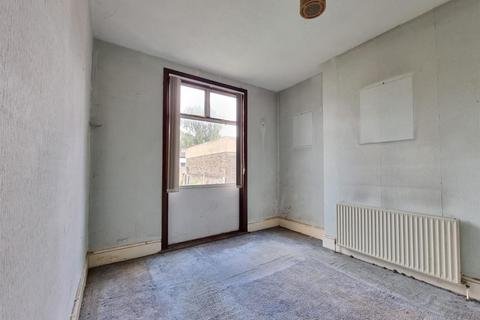 97 Castleton Road, Ilford, IG3 9QP