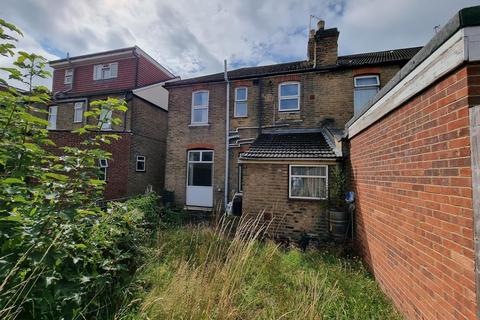 97 Castleton Road, Ilford, IG3 9QP