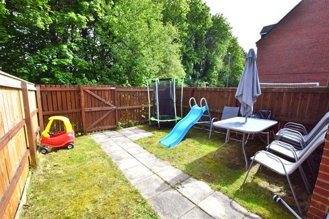 49 Bishops Park Road, Gateshead, NE8 3FF