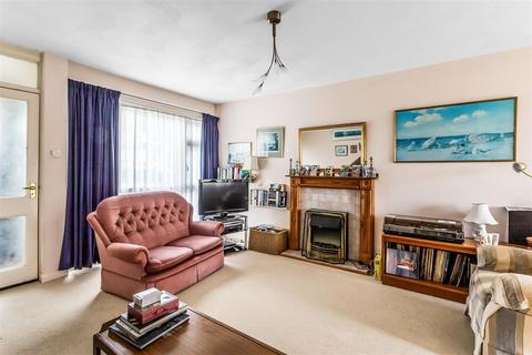 27 Greenacres, Oxted, RH8 0PA