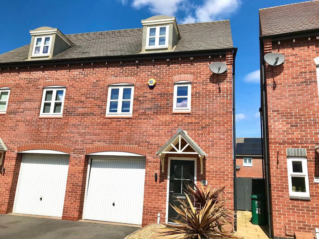 Lewisham Drive, Church Gresley... 3 bed semidetached house £950 pcm