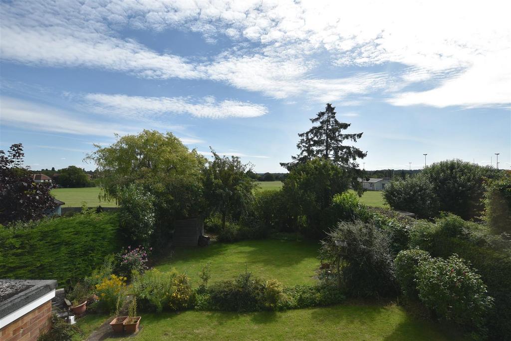 Lonsdale Road, Stamford 4 bed detached house for sale £565,000