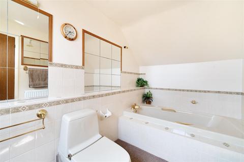 Little Park Allington Park, Bridport, DT6 5DD