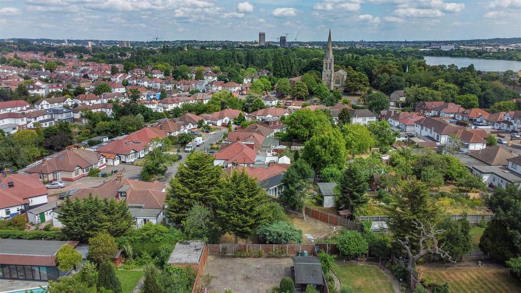 Arial view towards The Welsh Harp.jpg