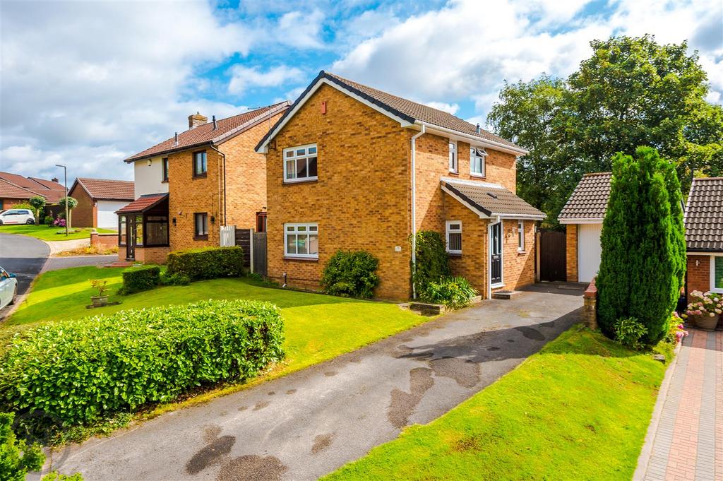 Brimfield Avenue, Tyldesley, Manchester 3 bed detached house for sale £325,000