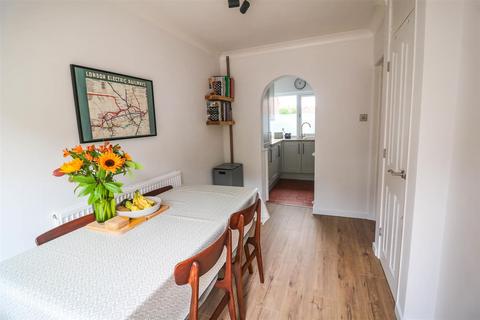 162 Halling Hill, Harlow, CM20 3JP
