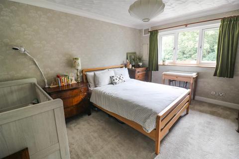 162 Halling Hill, Harlow, CM20 3JP