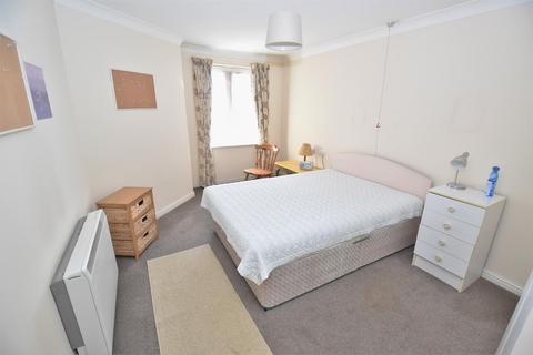 1 bedroom retirement property to rent, Coachman Court, Ashingdon Road, Rochford