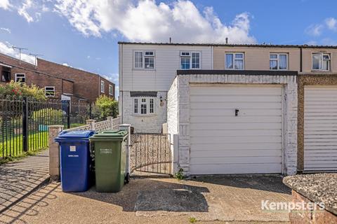 68 Rosemary Close, South Ockendon, RM15 6JH