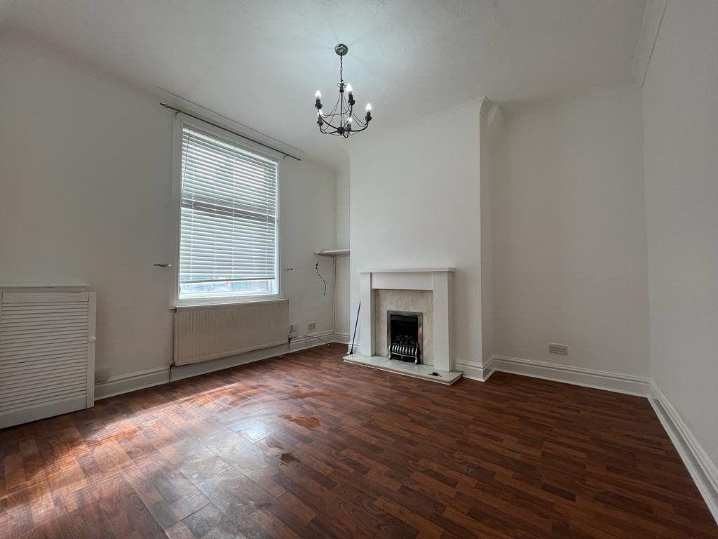 Halifax Street, Blackpool, Lancashire 2 bed house £625 pcm (£144 pw)