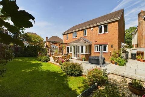 11 Cysgod Y Graig, Burry Port, SA16 0FX