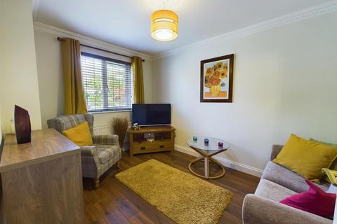 11 Cysgod Y Graig, Burry Port, SA16 0FX