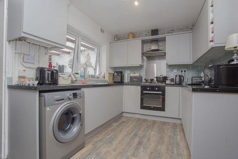 2 Lutton Grove, Peterborough, PE3 7DY