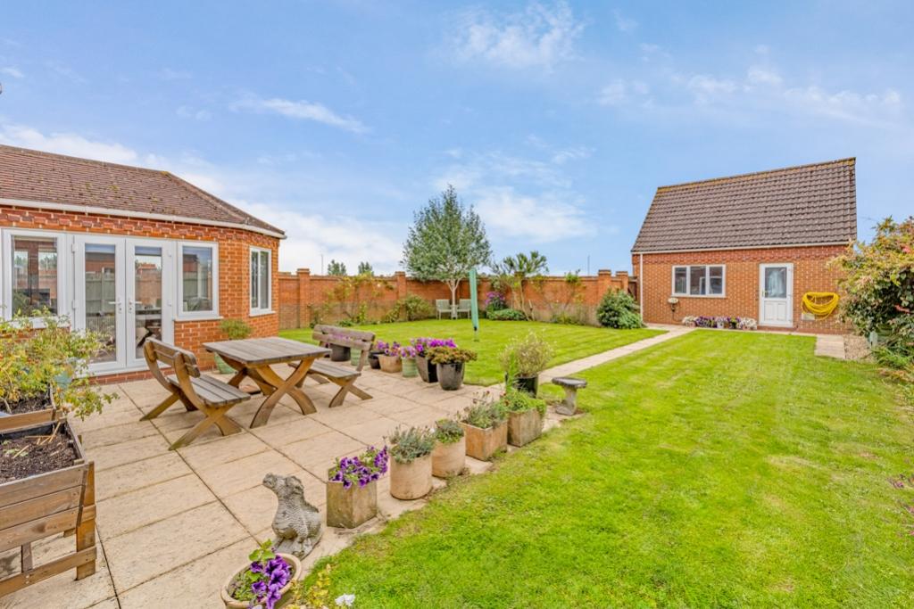 Apple Tree House (Holbeach)-8