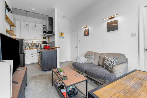 1 bedroom flat to rent, Granton Road, Granton, Edinburgh, EH5