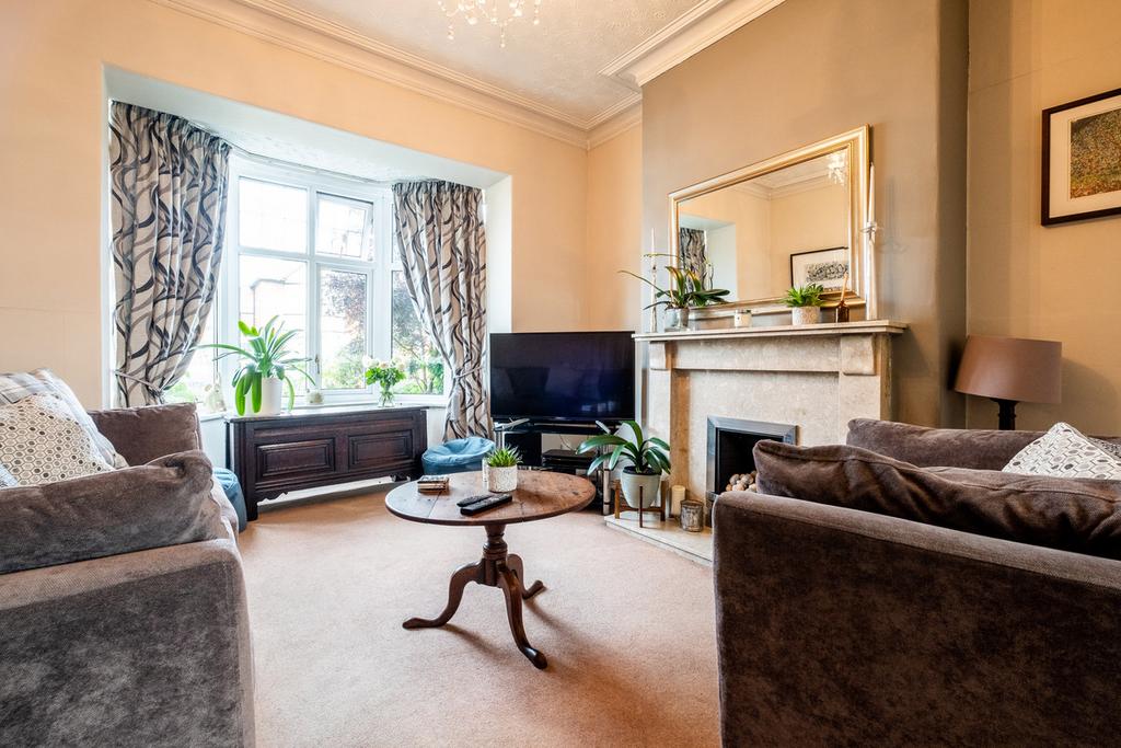 Mythop Avenue, Lytham, FY8 4 bed terraced house for sale £369,950