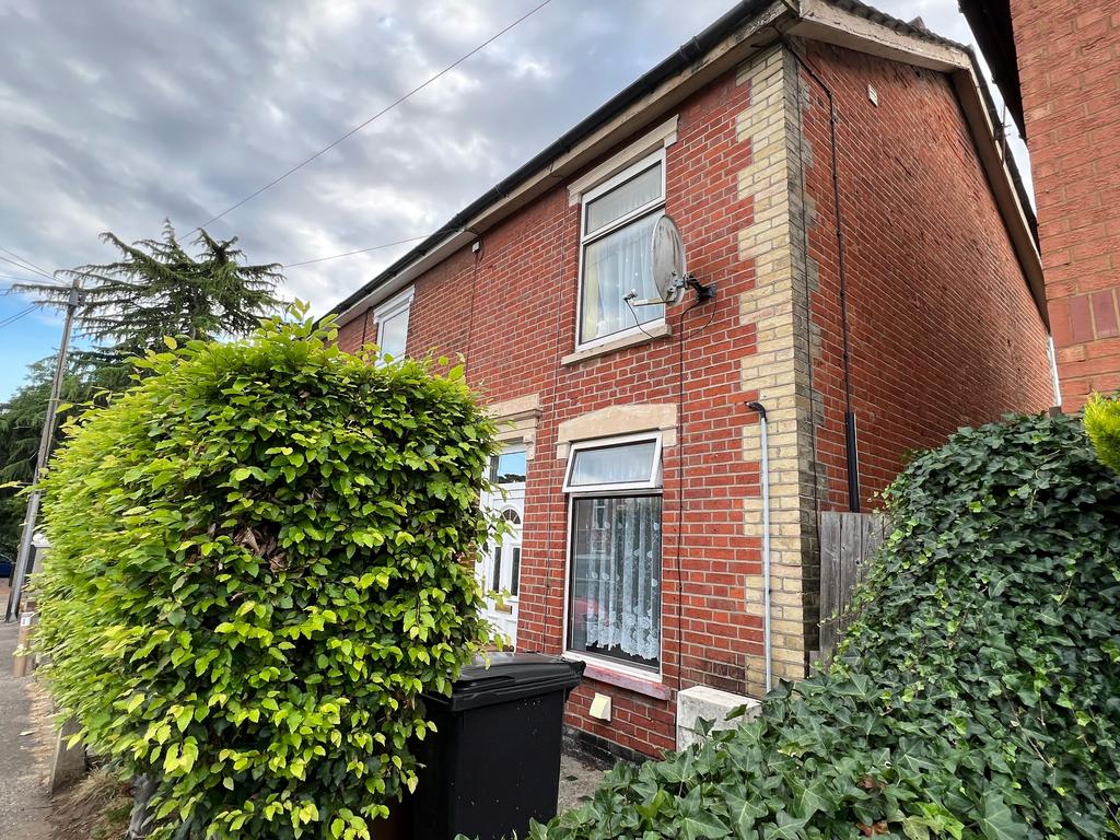 Nelson Road, Ipswich, Suffolk, IP4 2 bed semidetached house for sale