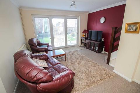 2 bedroom semi-detached house for sale, Limbourne Drive, Heybridge